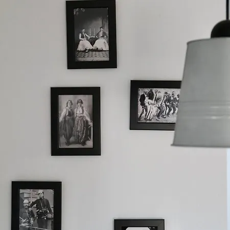 Lift Apartment